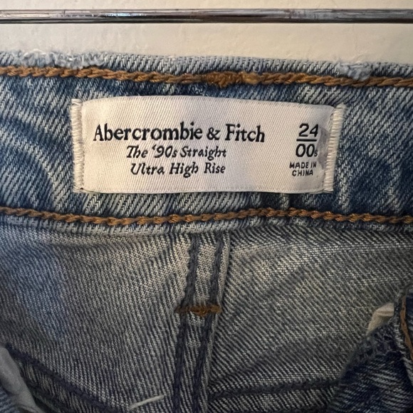 ultra high rise 90’s straight jean - Picture 4 of 5